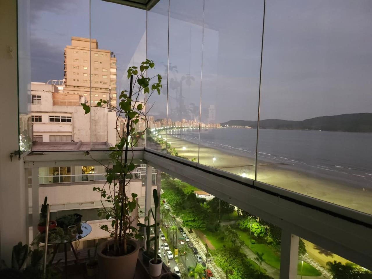 Apartamentos Na Praia Do Gonzaga Frente Mar Com Estacionamento Santos  Exteriér fotografie